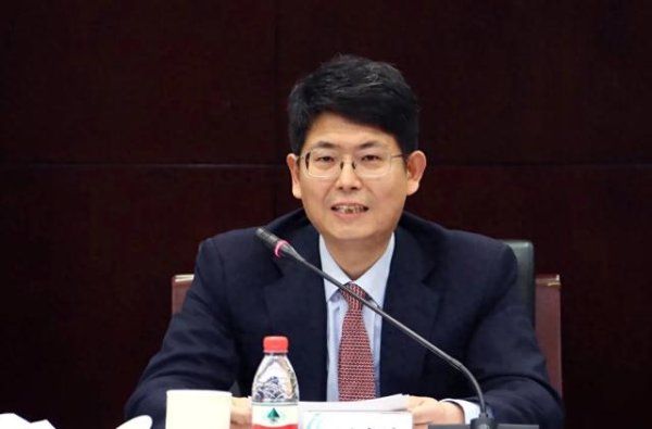 锦富优 冯来法已任国家能源投资集团总经理